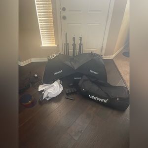 Neewer Studio Lights!